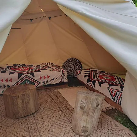 Tipi Des Apaches *